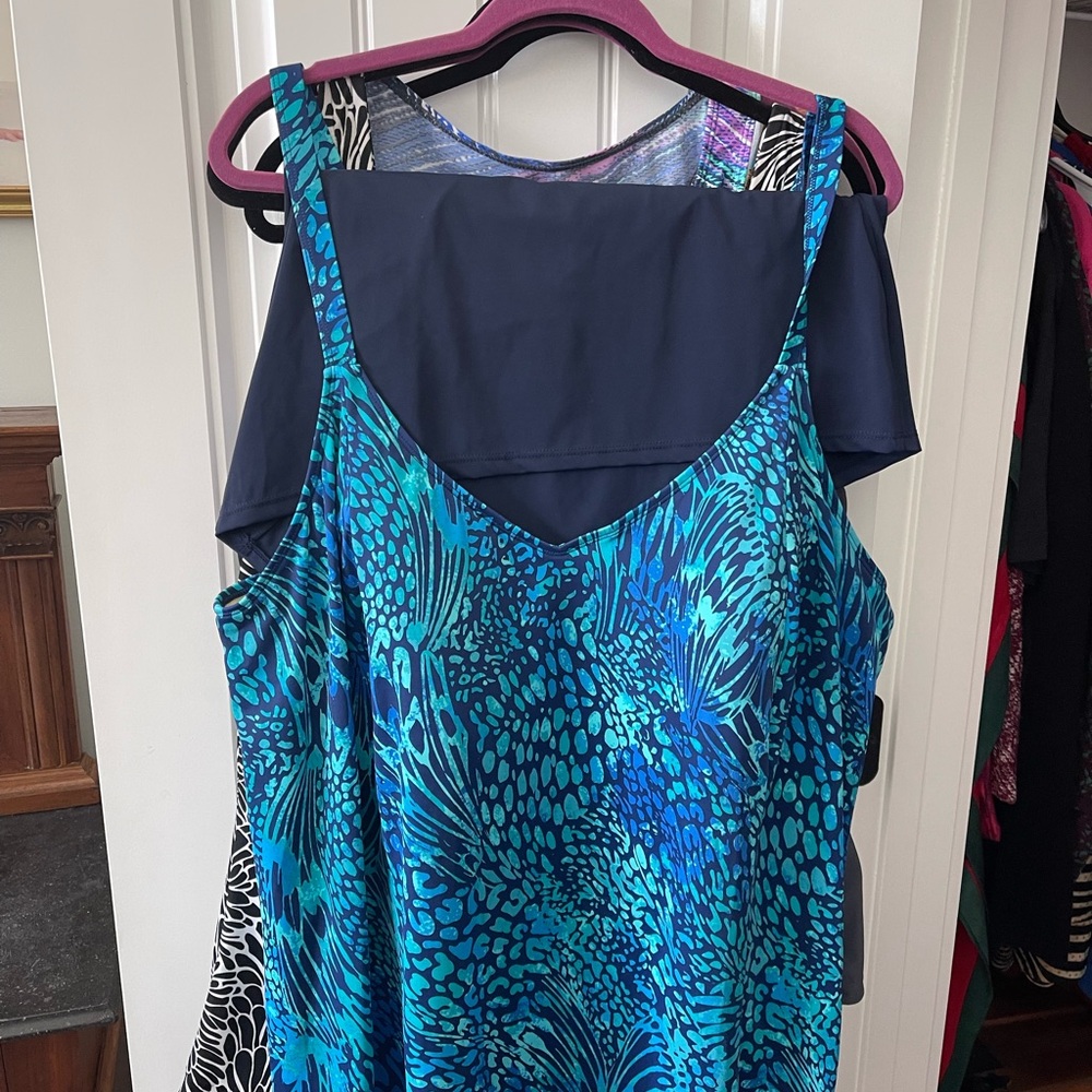 D & Company Beach Swim Top 28 W